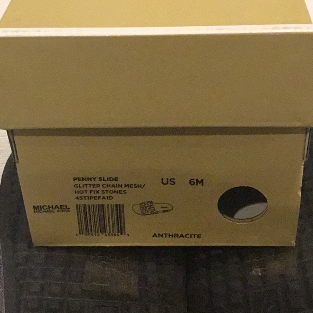 Michael Kors sandals - Picture 4 of 4